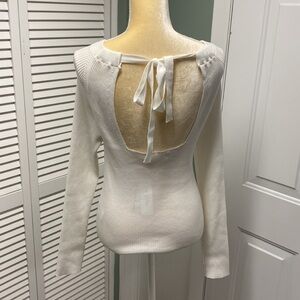 All in Favor Open Back Rib Sweater in White XL New with Tags